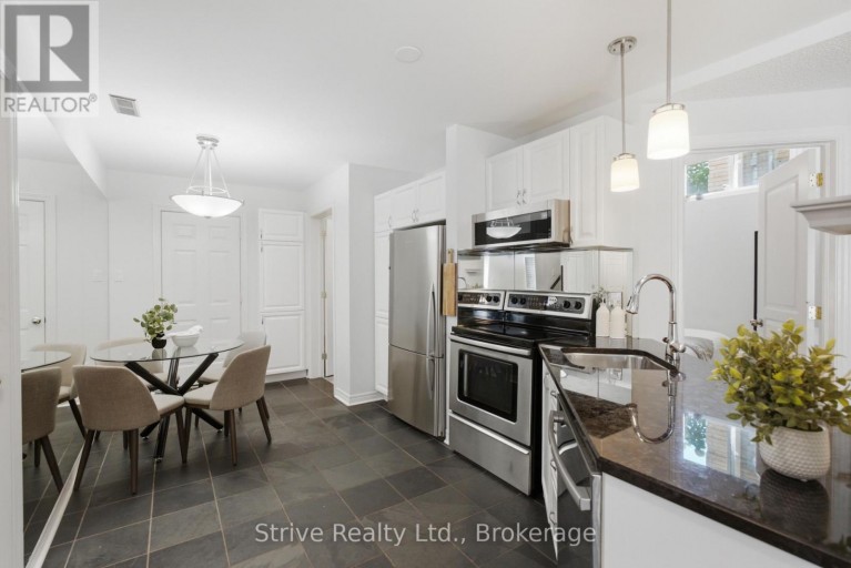 8 ROWLAND COURT, Clarington (Courtice), Ontario, L1E1Z8