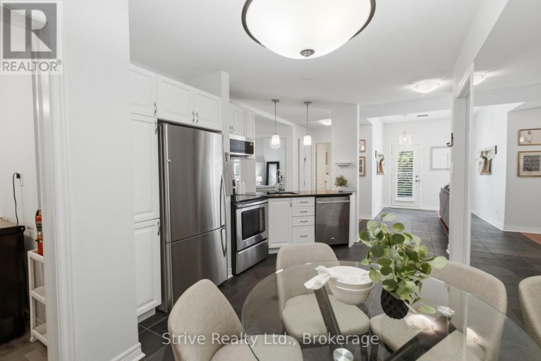 8 ROWLAND COURT, Clarington (Courtice), Ontario, L1E1Z8
