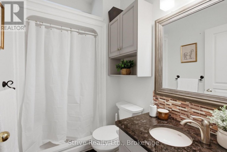 8 ROWLAND COURT, Clarington (Courtice), Ontario, L1E1Z8