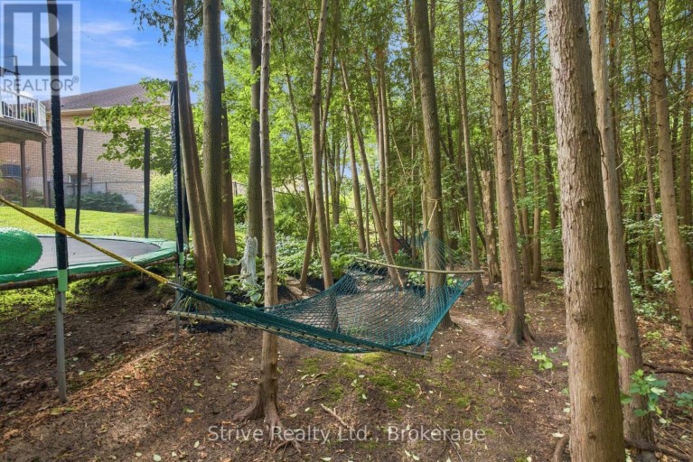 8 ROWLAND COURT, Clarington (Courtice), Ontario, L1E1Z8