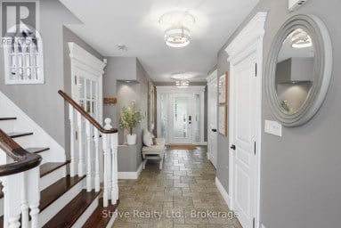 8 ROWLAND COURT Clarington (Courtice) Ontario photo 6