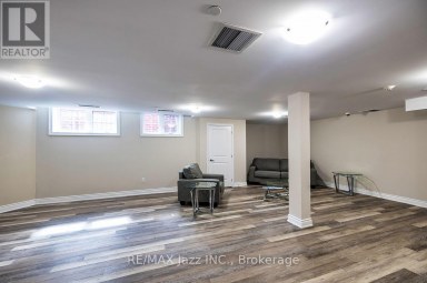 116 - 84 ASPEN SPRINGS DRIVE Clarington (Bowmanville) Ontario photo 42