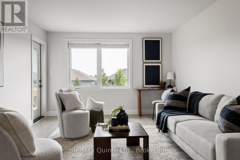 57 HILLSIDE MEADOW DRIVE, Quinte West (Murray Ward), Ontario, K8V0J5