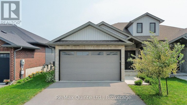 57 HILLSIDE MEADOW DRIVE, Quinte West (Murray Ward), Ontario, K8V0J5