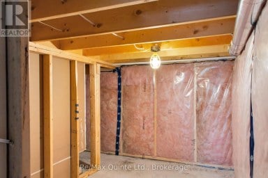 57 HILLSIDE MEADOW DRIVE Quinte West (Murray Ward) Ontario photo 41