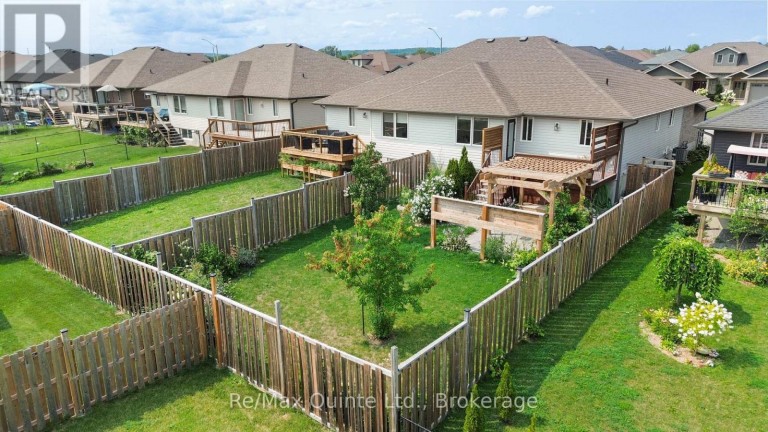 57 HILLSIDE MEADOW DRIVE, Quinte West (Murray Ward), Ontario, K8V0J5