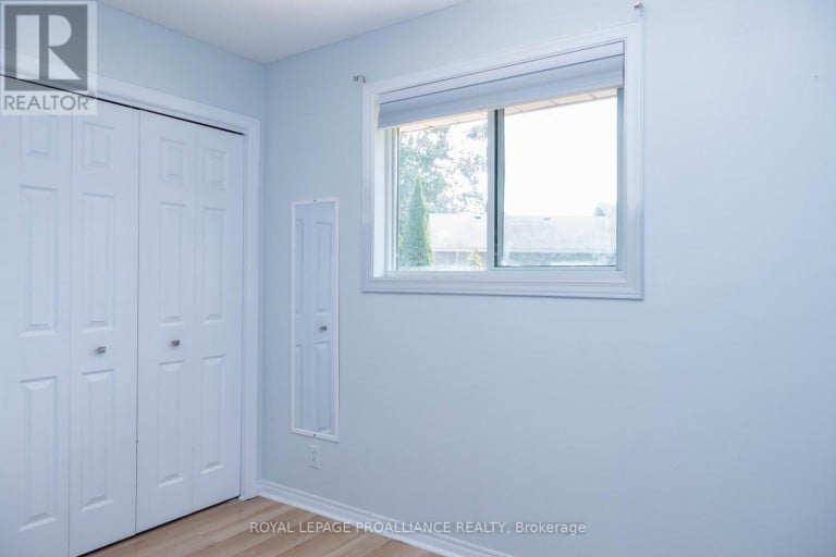 11 CARRYING PLACE ROAD, Quinte West (Trenton Ward), Ontario, K8V3E6