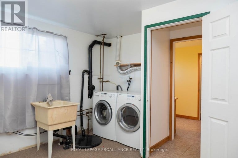11 CARRYING PLACE ROAD, Quinte West (Trenton Ward), Ontario, K8V3E6