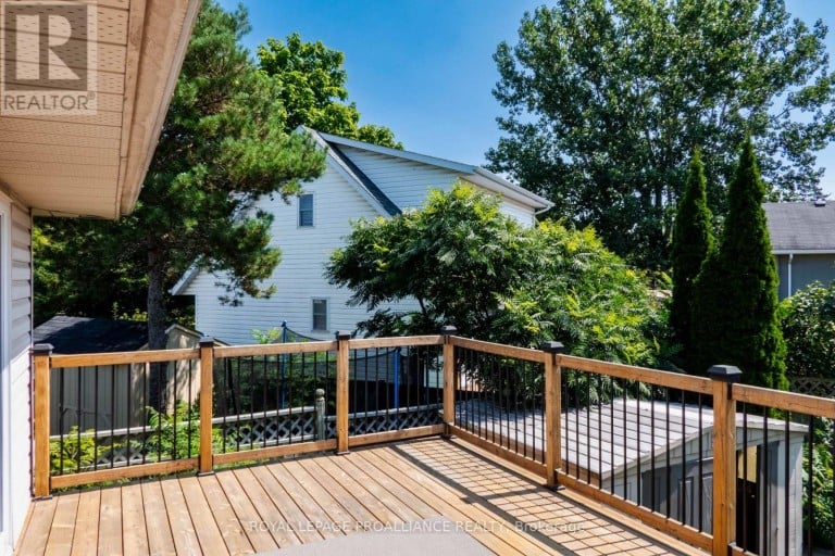 11 CARRYING PLACE ROAD, Quinte West (Trenton Ward), Ontario, K8V3E6