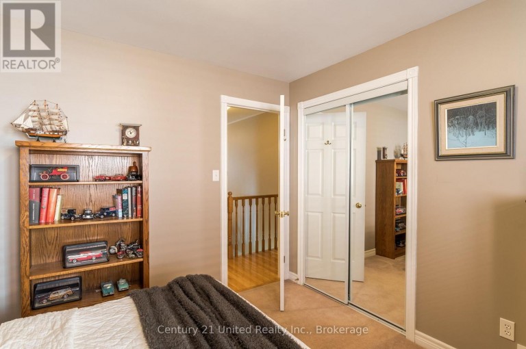 1441 HETHERINGTON DRIVE, Peterborough (Northcrest Ward 5), Ontario, K9L1Y7