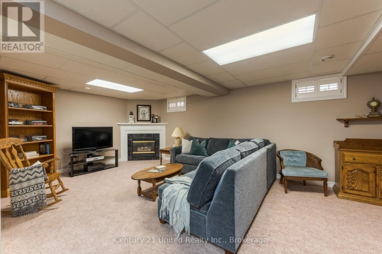 1441 HETHERINGTON DRIVE, Peterborough (Northcrest Ward 5), Ontario, K9L1Y7