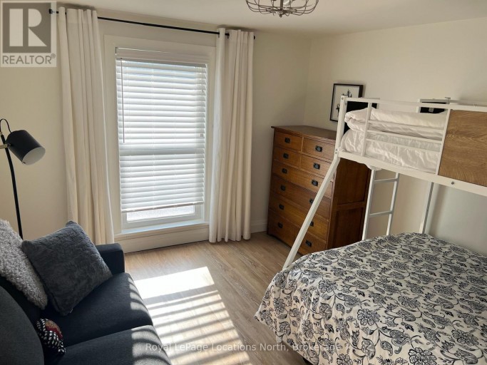 363 & 361 CEDAR STREET, Collingwood, Ontario, L9Y3B2