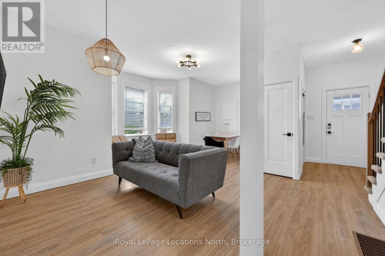 363 & 361 CEDAR STREET, Collingwood, Ontario, L9Y3B2