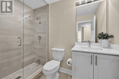2 SHIPYARD LANE Collingwood Ontario photo 17