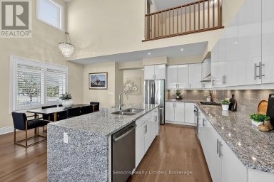 2 SHIPYARD LANE Collingwood Ontario photo 8