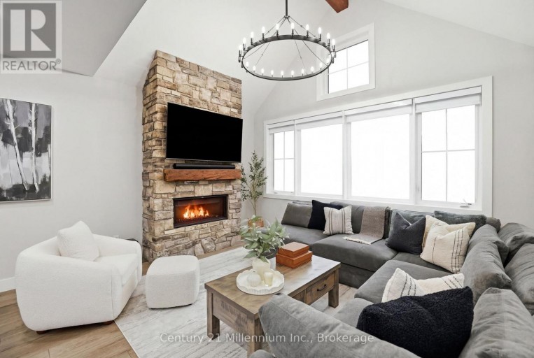 131 COURTLAND STREET, Blue Mountains, Ontario, L9Y0R4