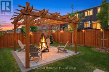 131 COURTLAND STREET Blue Mountains Ontario photo 3