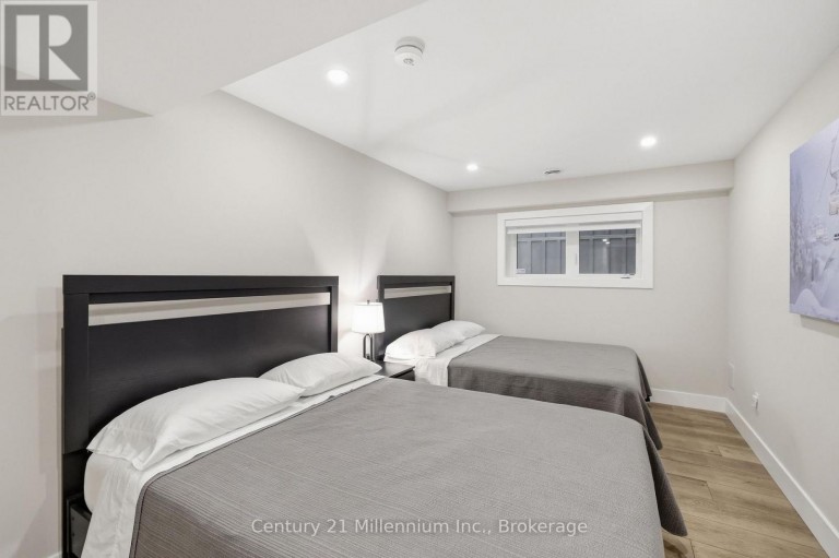 131 COURTLAND STREET, Blue Mountains, Ontario, L9Y0R4