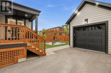 131 COURTLAND STREET Blue Mountains Ontario photo 38