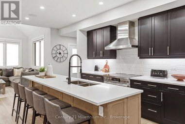 131 COURTLAND STREET Blue Mountains Ontario photo 6