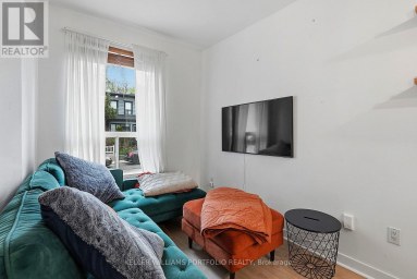 15 MYRTLE AVENUE Toronto (South Riverdale) Ontario photo 10