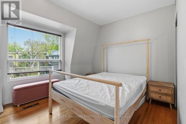 15 MYRTLE AVENUE Toronto (South Riverdale) Ontario photo 19