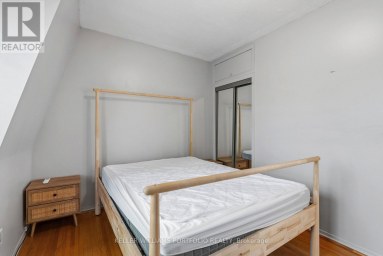 15 MYRTLE AVENUE Toronto (South Riverdale) Ontario photo 20
