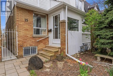 15 MYRTLE AVENUE Toronto (South Riverdale) Ontario photo 3