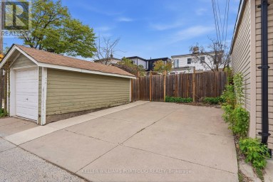 15 MYRTLE AVENUE Toronto (South Riverdale) Ontario photo 36