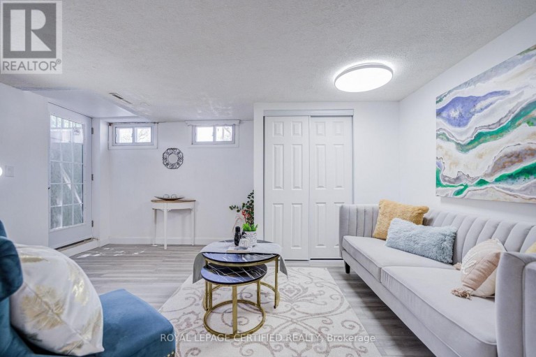 79 SAMSON CRESCENT, Toronto (Woburn), Ontario, M1G1N2