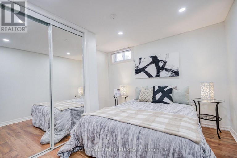 79 SAMSON CRESCENT, Toronto (Woburn), Ontario, M1G1N2