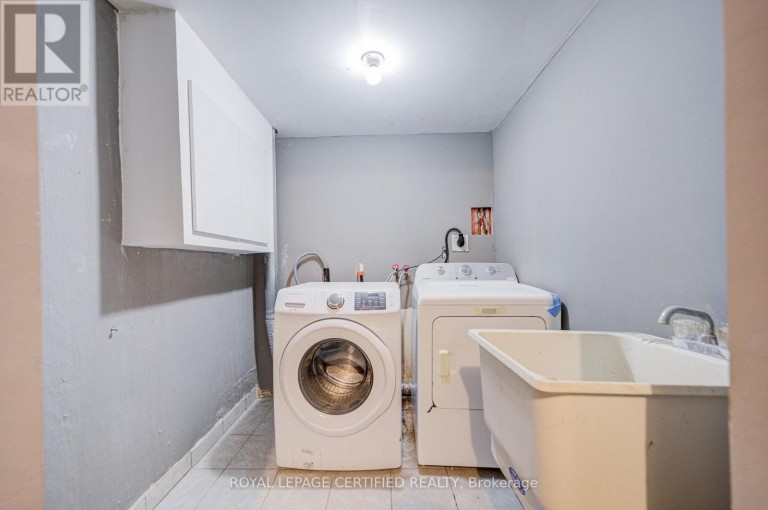 79 SAMSON CRESCENT, Toronto (Woburn), Ontario, M1G1N2