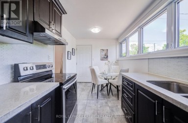 79 SAMSON CRESCENT Toronto (Woburn) Ontario photo 4