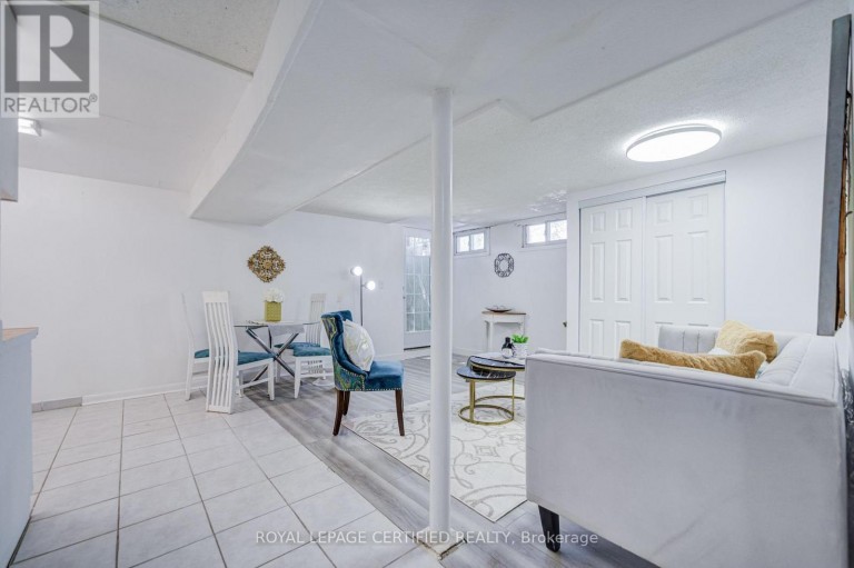 79 SAMSON CRESCENT, Toronto (Woburn), Ontario, M1G1N2