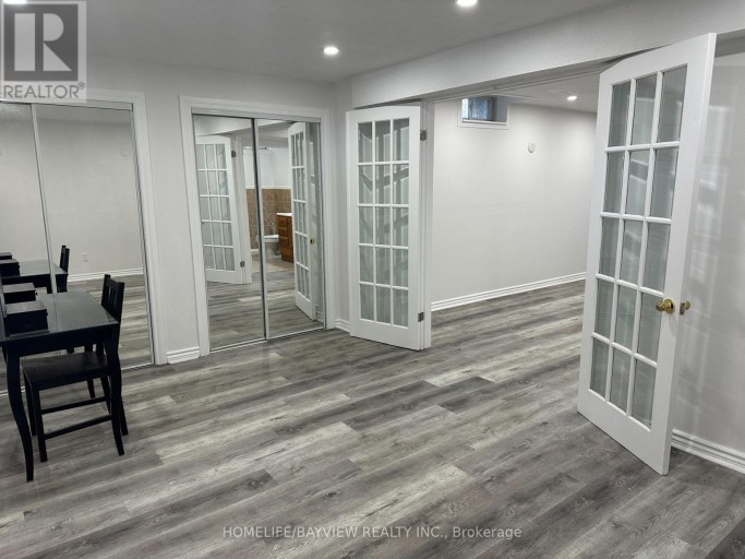 36 ROSANNA(LOWER LEVEL) CRESCENT, Vaughan (Maple), Ontario, L6A2T3