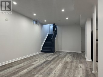 36 ROSANNA(LOWER LEVEL) CRESCENT Vaughan (Maple) Ontario photo 16