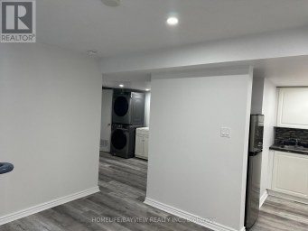 36 ROSANNA(LOWER LEVEL) CRESCENT Vaughan (Maple) Ontario photo 6