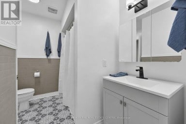 39 HIGHCROFT ROAD Barrie (Allandale Heights) Ontario photo 14
