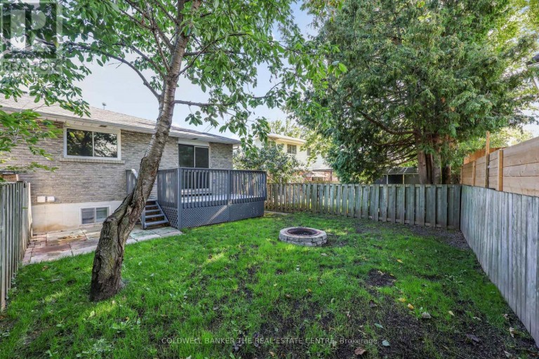 39 HIGHCROFT ROAD, Barrie (Allandale Heights), Ontario, L4N2X6