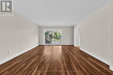 39 HIGHCROFT ROAD Barrie (Allandale Heights) Ontario photo 6