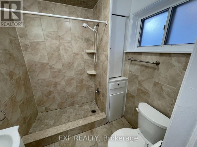 41 BLOEM AVENUE, Toronto (Caledonia-Fairbank), Ontario, M6E1S2