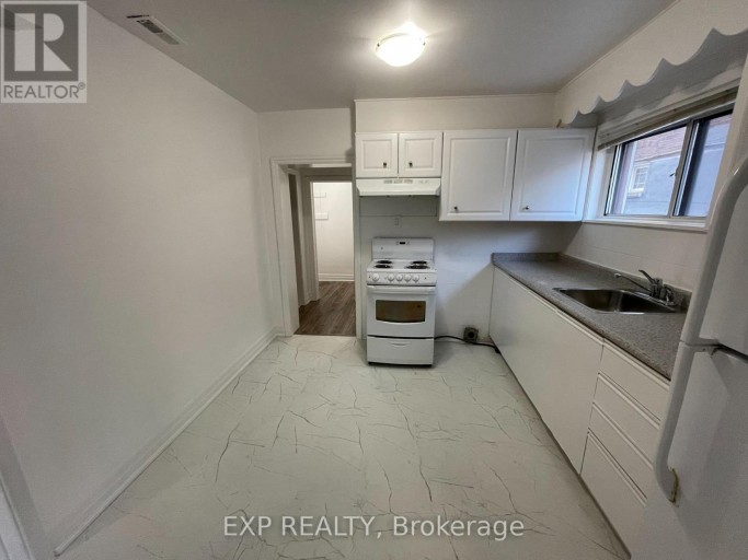 41 BLOEM AVENUE, Toronto (Caledonia-Fairbank), Ontario, M6E1S2