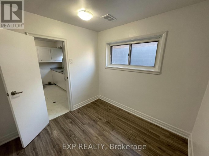 41 BLOEM AVENUE, Toronto (Caledonia-Fairbank), Ontario, M6E1S2