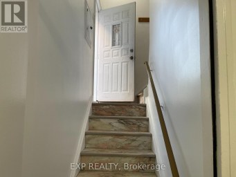 41 BLOEM AVENUE Toronto (Caledonia-Fairbank) Ontario photo 8