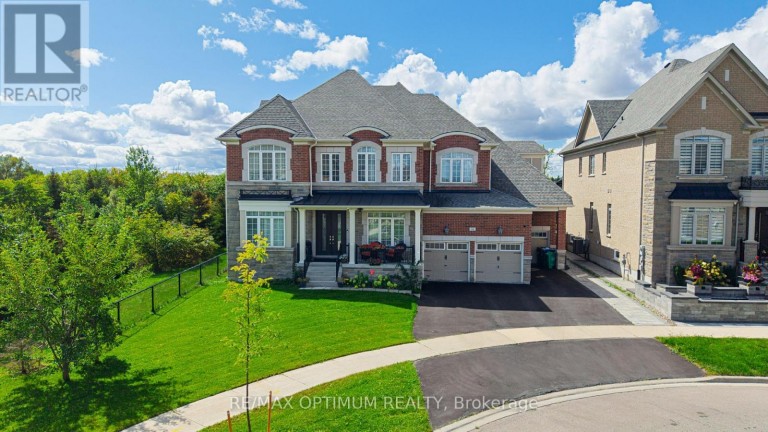 16 LAYTON STREET, Brampton (Toronto Gore Rural Estate), Ontario, L6P4H4