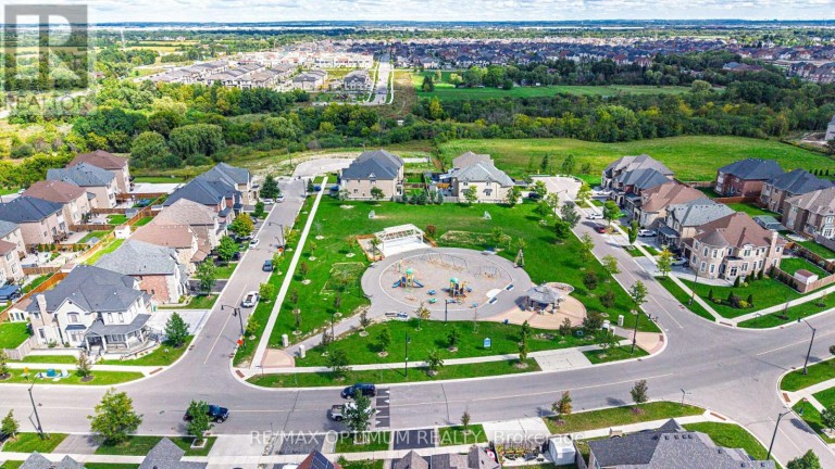 16 LAYTON STREET, Brampton (Toronto Gore Rural Estate), Ontario, L6P4H4