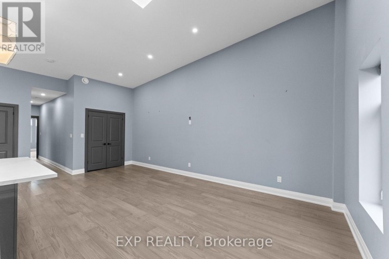 1 - 5850 FERRY STREET, Niagara Falls (Dorchester), Ontario, L2G1S9
