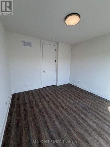 216 ELLIS AVENUE, St. Catharines (Oakdale), Ontario, L2P0H2