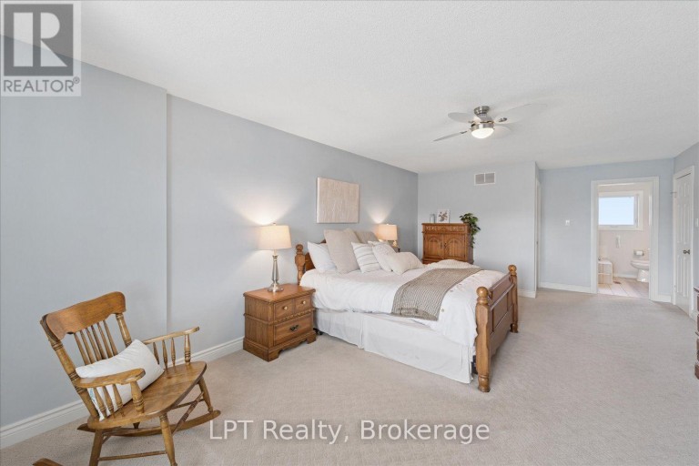 22 ENNISCLARE PLACE, Whitby (Pringle Creek), Ontario, L1R1R9