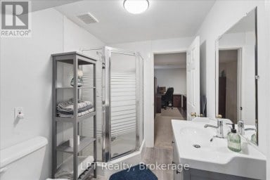 22 ENNISCLARE PLACE Whitby (Pringle Creek) Ontario photo 39
